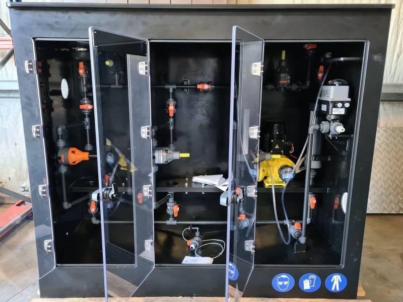 ARMOIRE DE DOSAGE SUR MESURE