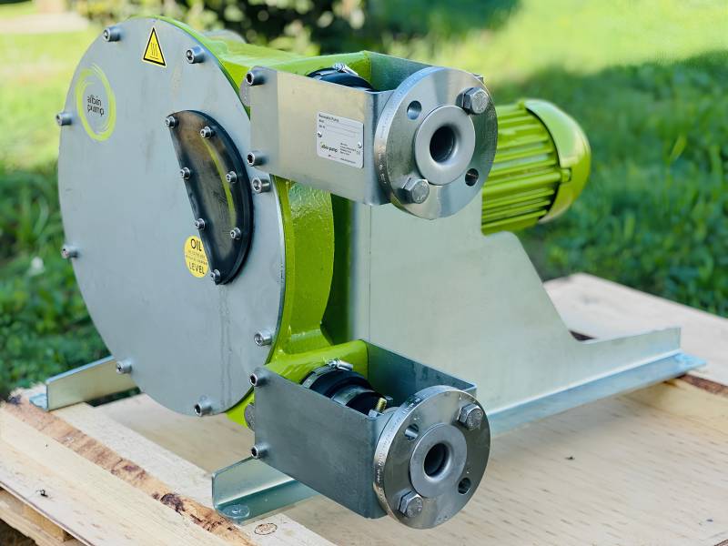 Fourniture d'une pompe péristaltique pour l'industrie cosmétique